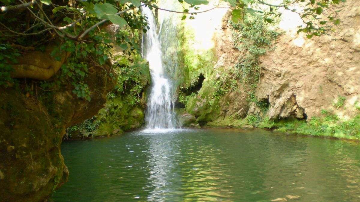 las-cascadas-a-una-hora-de-sevilla-que-los-sevillanos-adoran-para