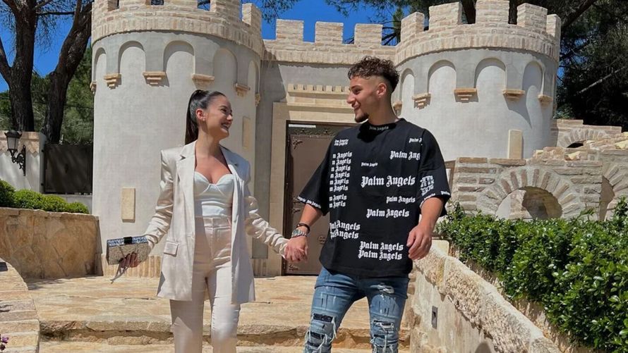 Julia Janeiro y el furbolista Tommy Rossi