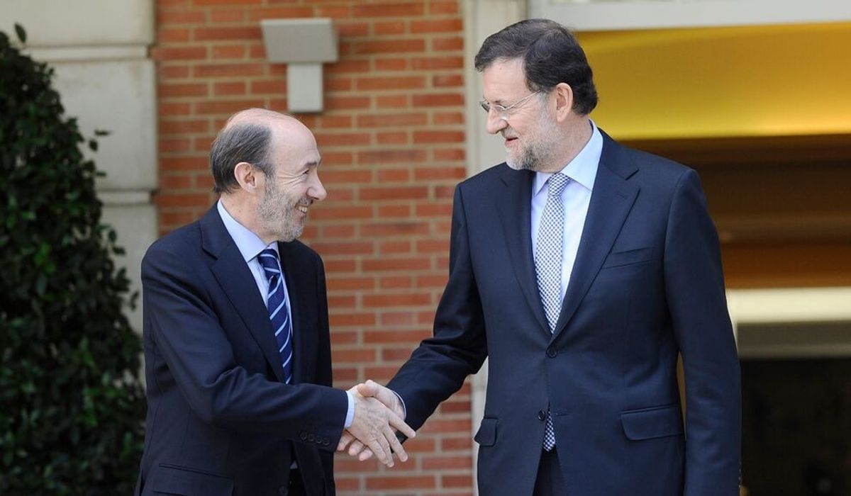 El bipartidismo se desploma en los comicios europeos: PP y PSOE ...