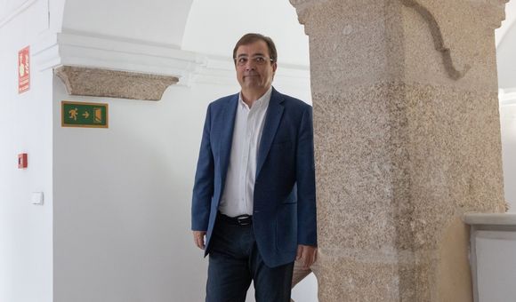 El presidente en funciones de la Junta de Extremadura y líder del PSOE, Guillermo Fernández Vara.