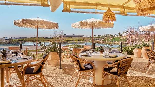 Así es el nuevo restaurante en LaFinca con 500 m² de terraza y música ...