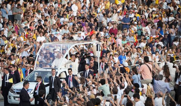 El Papa clama en el Estadio Olímpico contra los "feminicidios" y exige priorizar la "salud mental"