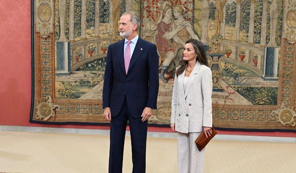 Goleada en transparencia de la Casa Real a Zapatero