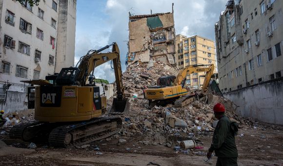 Ascienden a 2.295 los muertos por los terremotos y Venezuela decreta 7 días de luto oficial