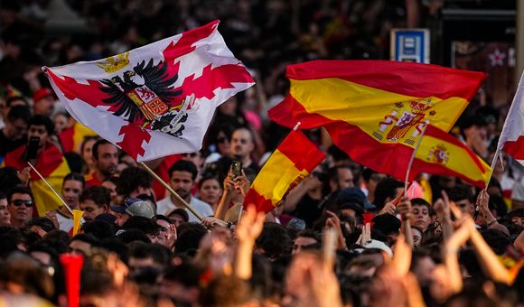 La resaca del Mundial deja 73.700 kilos de basura en Madrid tras dos días de celebraciones
