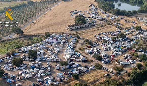 Imagen de la rave en La Granja (Cáceres).