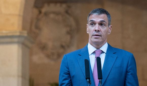 Sánchez espera que las comparecencias de sus ministros por Ceuta sean "suficiente" para eludir el Parlamento