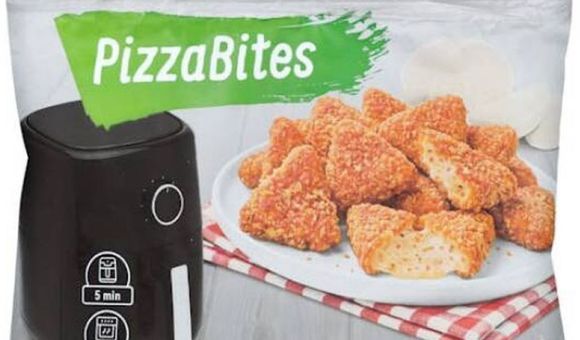 Los bocados de Mercadona combinan mozzarella, tomate y orégano para recrear el sabor de la pizza en formato de aperitivo.