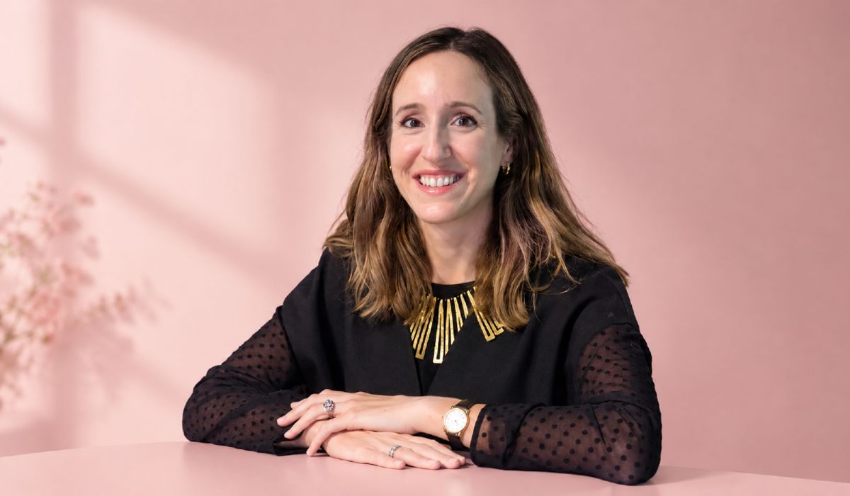 Isabel Echevarría, médico de la SEOM: "El deporte puede reducir el cáncer de mama. Es un tratamiento oncológico más, un pilar esencial para la recuperación física y la estabilidad mental"