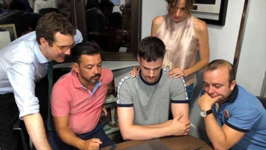 Ayuso perdona a Almeida o la noche de Casado con Carromero