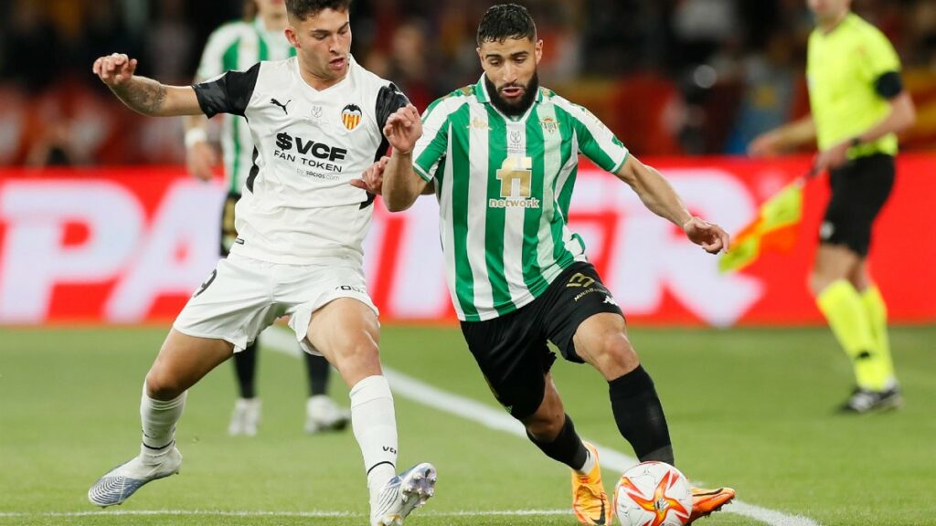 El Betis se impone al Valencia y se lleva la Copa del Rey en los ...