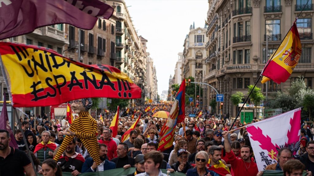 Las manifestaciones contra la amnistía por toda España, en imágenes