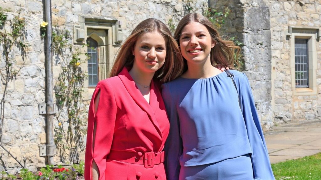 Desvelan el plan secreto (y sin sus padres) de la princesa Leonor y la infanta Sofía con sus amigos en Mallorca